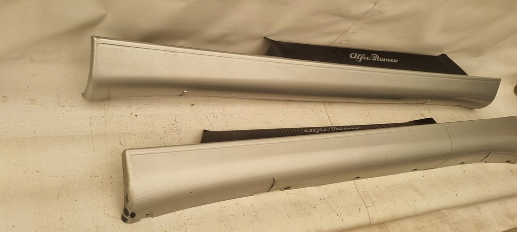 фото №3, Alfa romeo spider молдинг порог левая правая