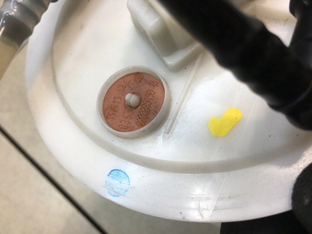 фото №6, Датчик уровня топлива kangoo ii 1.5 dci 8200889199