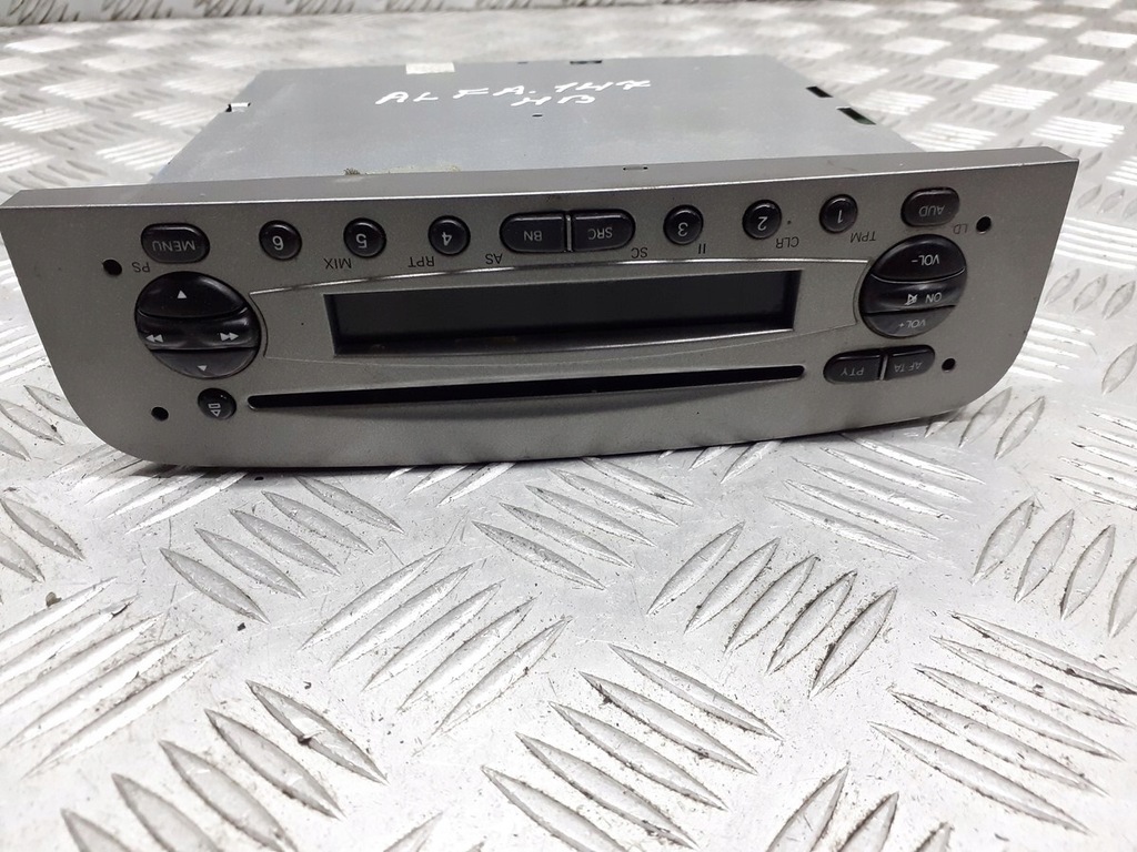 фото №1, Радио заводской cd alfa romeo 147 7643301316