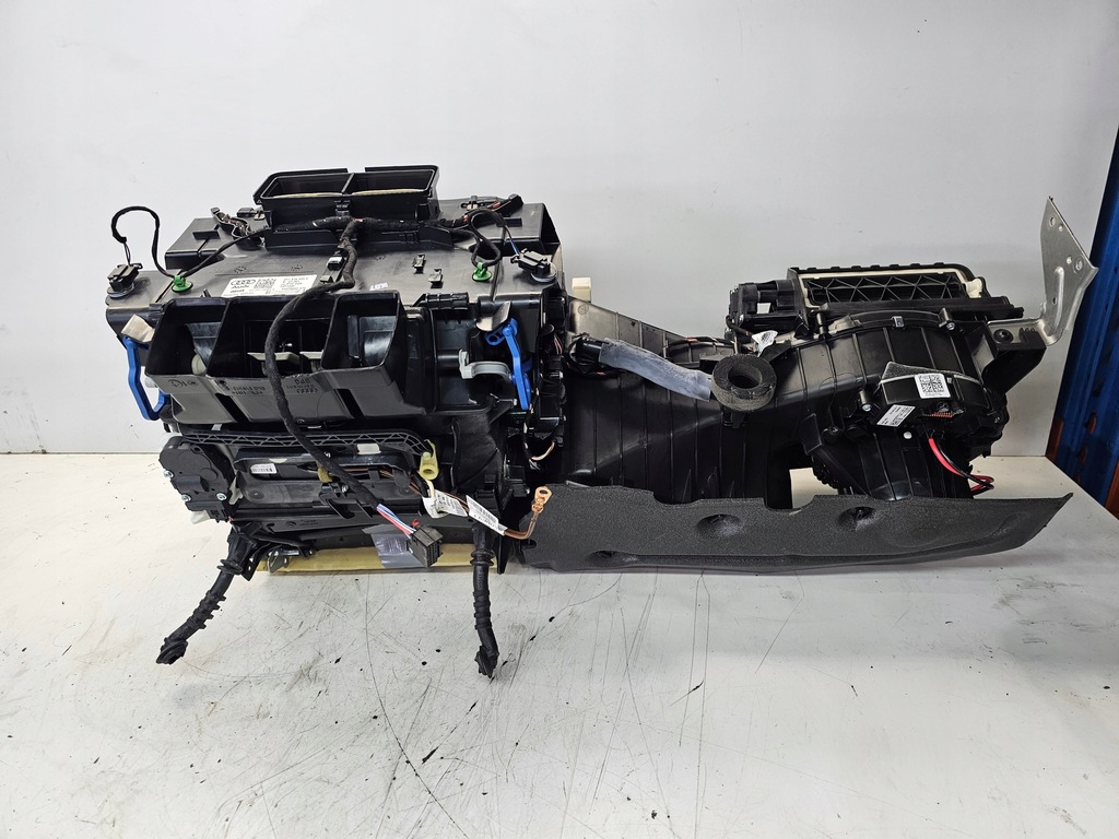 фото №8, Обігрівач комплектна audi q5 8r lift porsche 8t1816005c