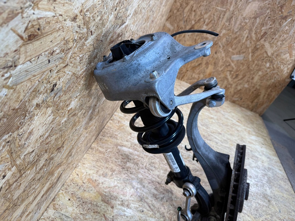 фото №7, Подвеска амортизатор рычаг поворотный кулак левый перед porsche macan 95b