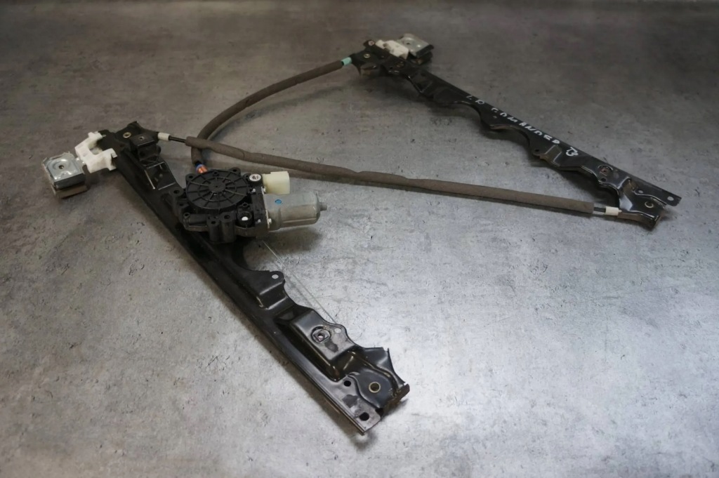 фото №1, Подъемник стекло механизм левый перед jeep commander xk