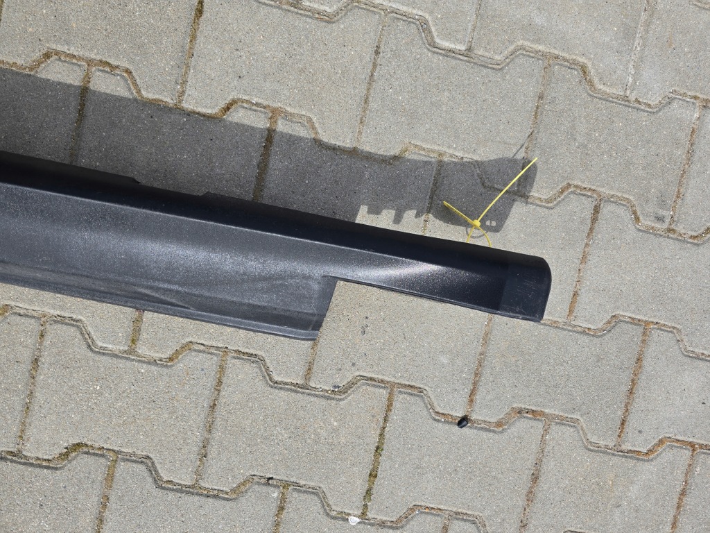 Молдинг поріг ліва porsche 9j1 9j1854883f Ціна