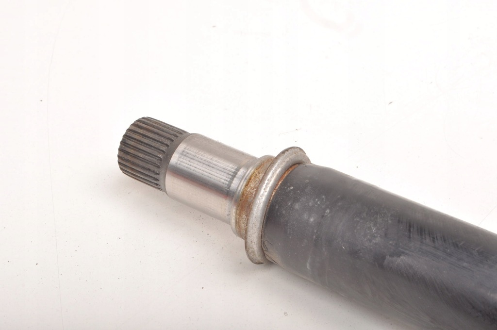 Mercedes w176 привідний вал права довга 2463309300 Недорого