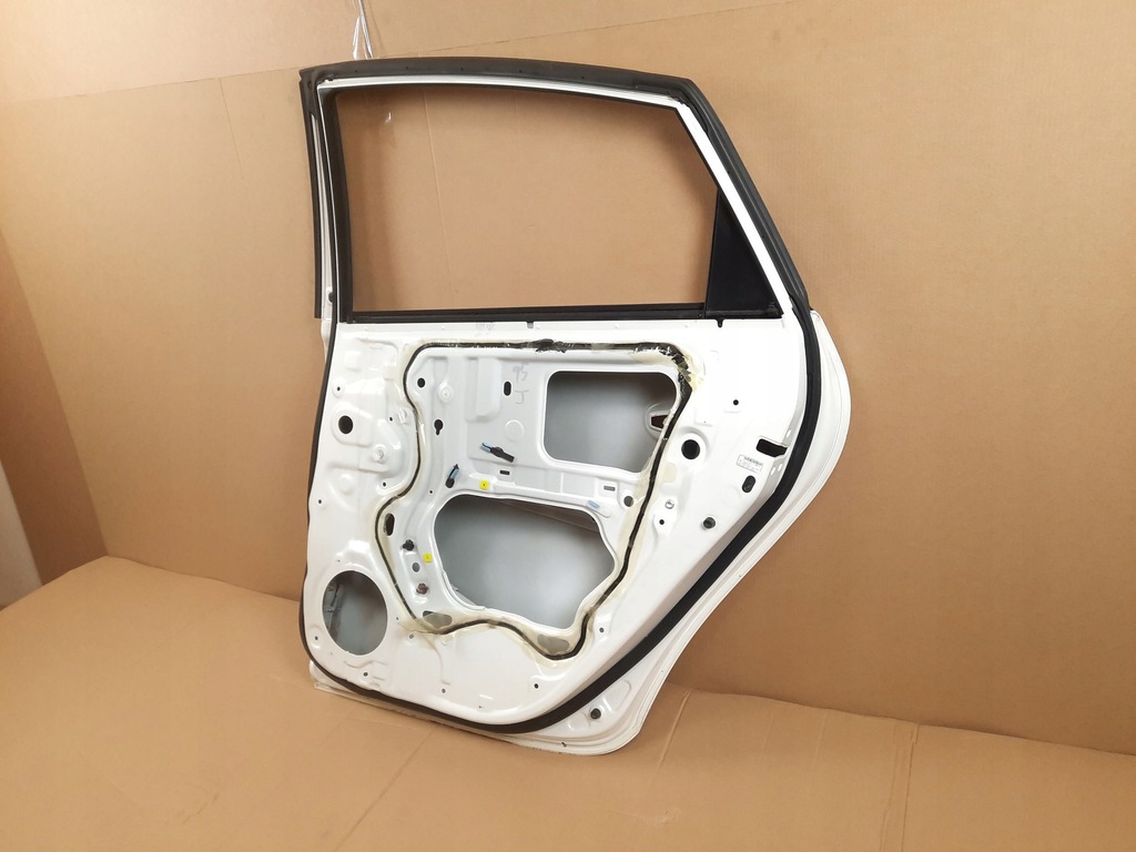 фото №6, Toyota prius xw30 двері задні