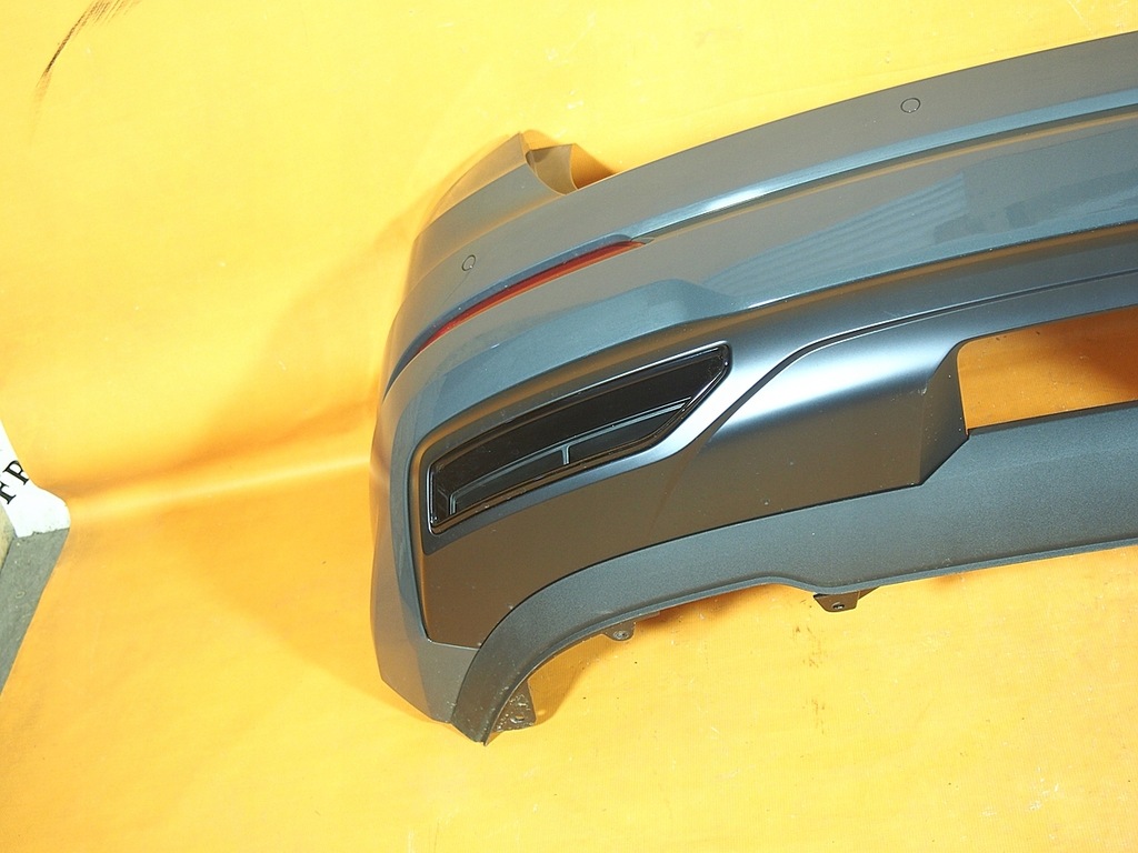 фото №9, Audi q3 83a 22km бампер задняя диффузор pdc комплект lx7m