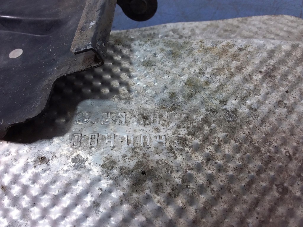 фото №4, Mercedes cls w219 3.5 v6 защита тепловая