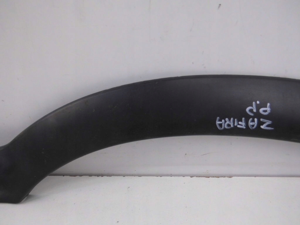 фото №8, Opel zafira a молдинг крила перед права