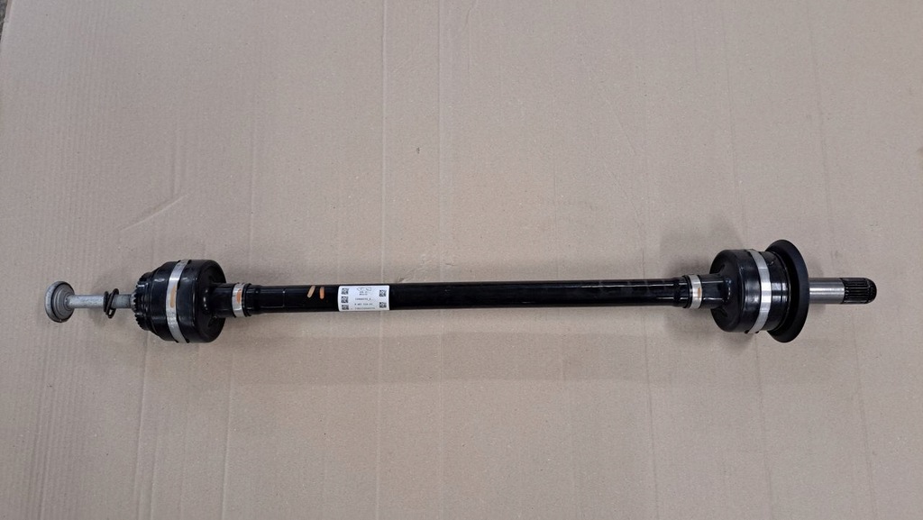 фото №1, Bmw g05 g06 8487524 приводной вал задняя правая оригинал