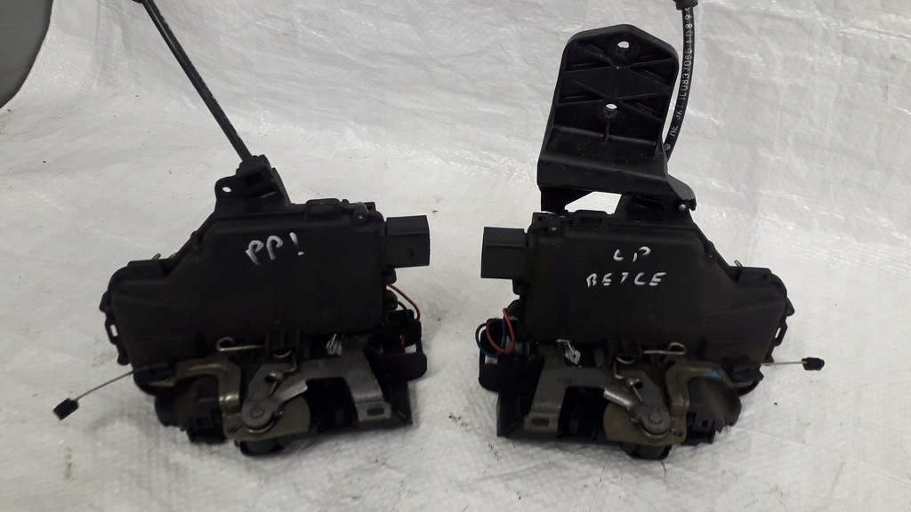 фото №12, Vw new beetle 1998-2005 замок двері правий лівий 6x1837013h 6x1837014h