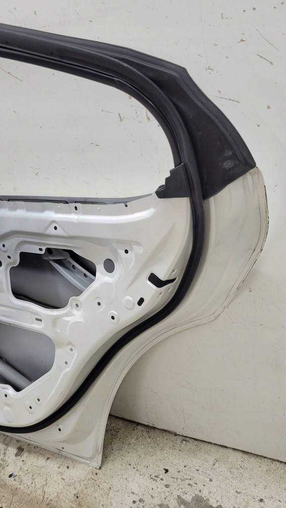 Купити Lexus es vii 18- двері задній задні праве fv