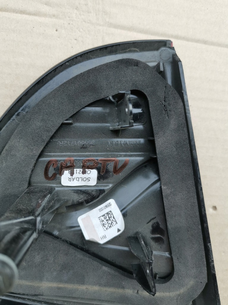 фото №6, Лампа задняя правая w крышка renault captur 12-