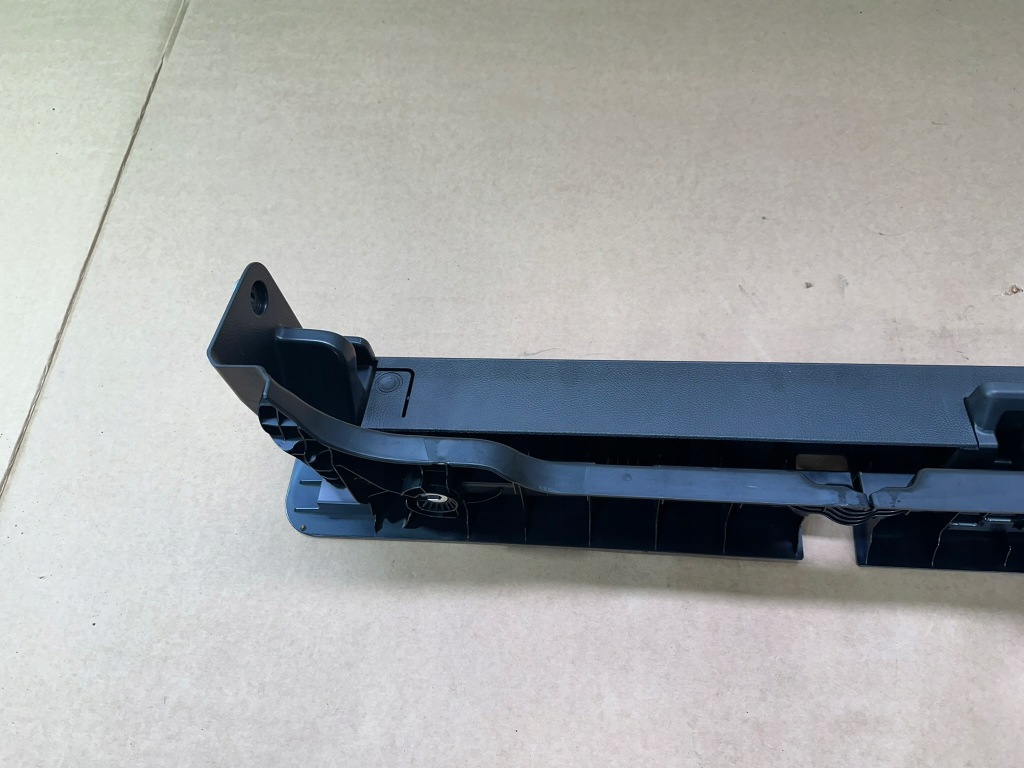 фото №7, Молдинг, кронштейн багажника, захист, підсилювач mercedes b klasa w247 m