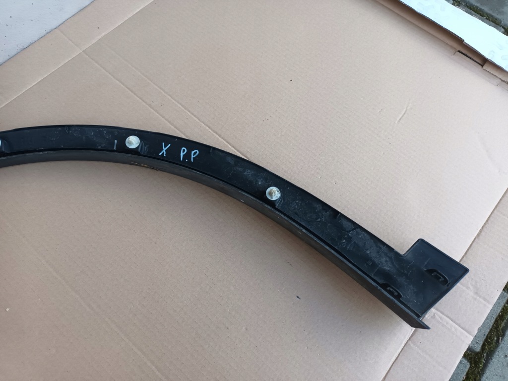 Молдинг передняя правая tesla x перед правый Цена