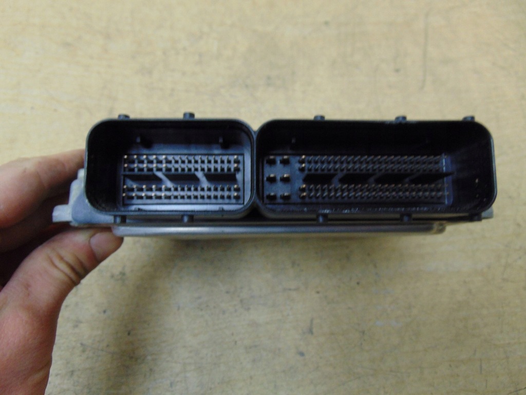 фото №5, Бортовий комп'ютер блок керування двигуна vw caddy 2.0 tdi