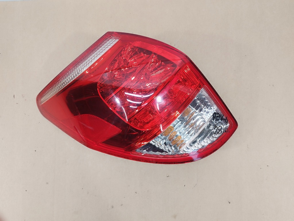 фото №9, Лампа права + ліва задня toyota rav4 iii lata 2005-2008 комплект