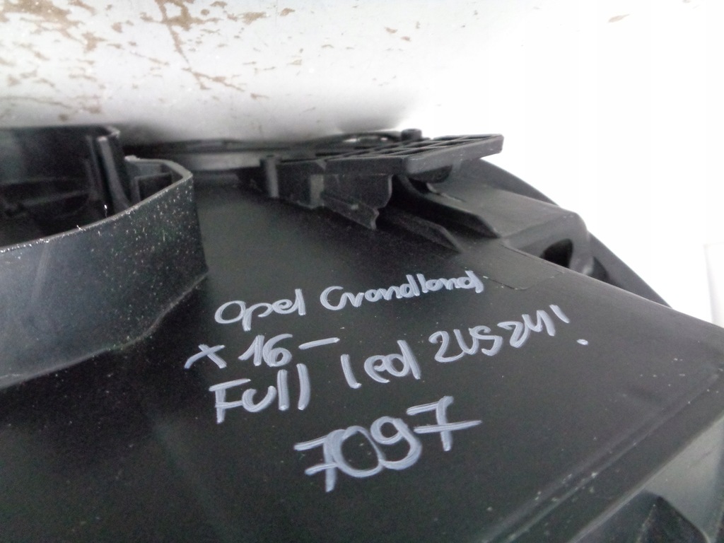 фото №10, Лампа левая фара opel grandland x 16- full led