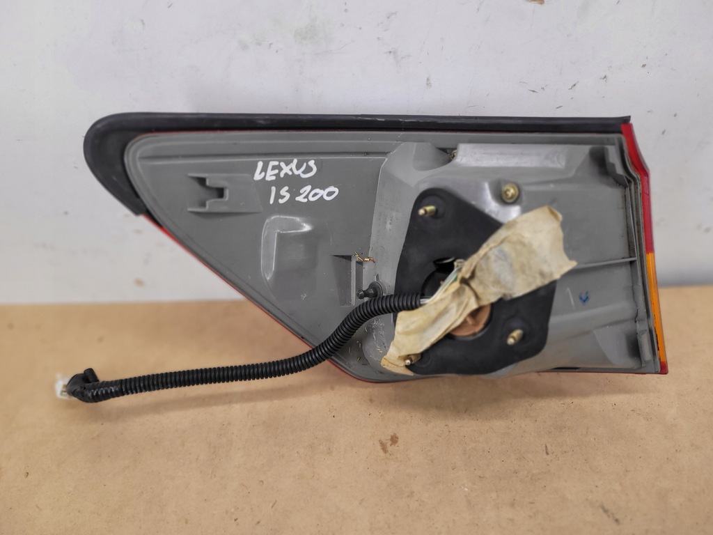 фото №8, Lexus is is220 is250 isf лампа задня права