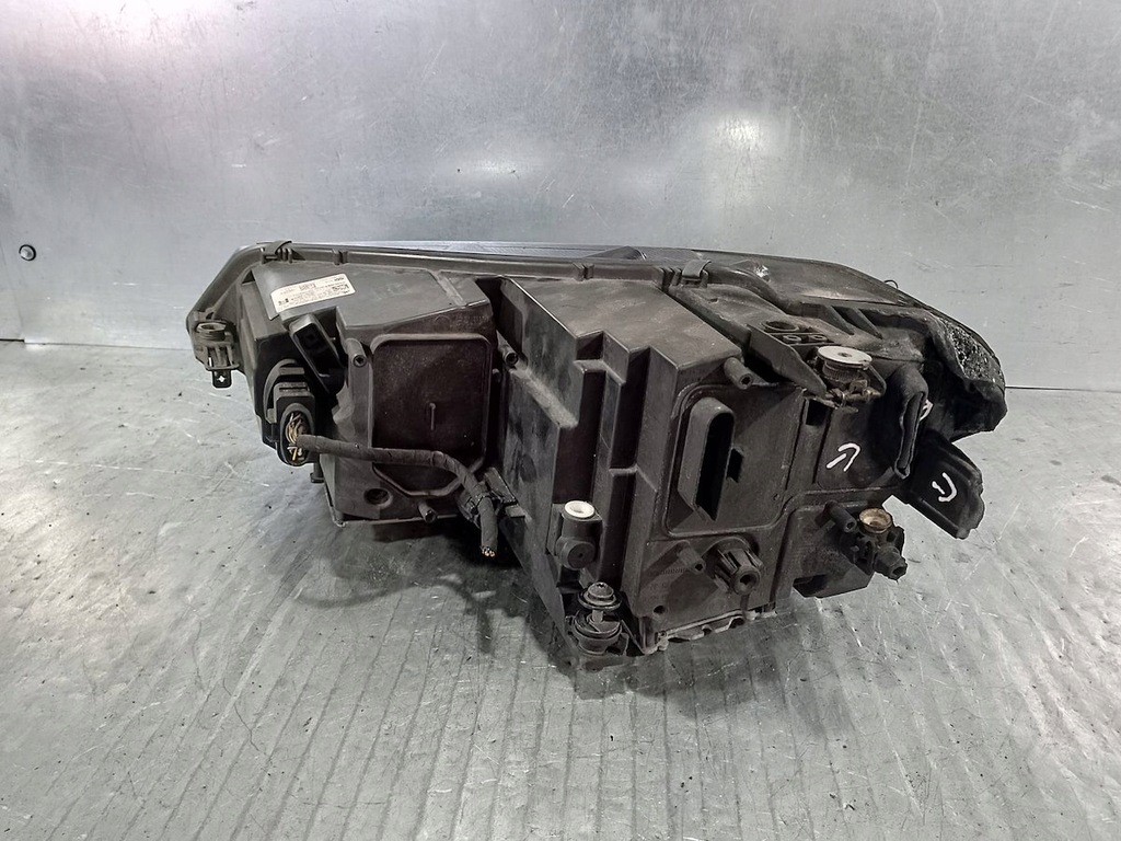 фото №9, Лампа перед права vw touran iii 5tb941036c