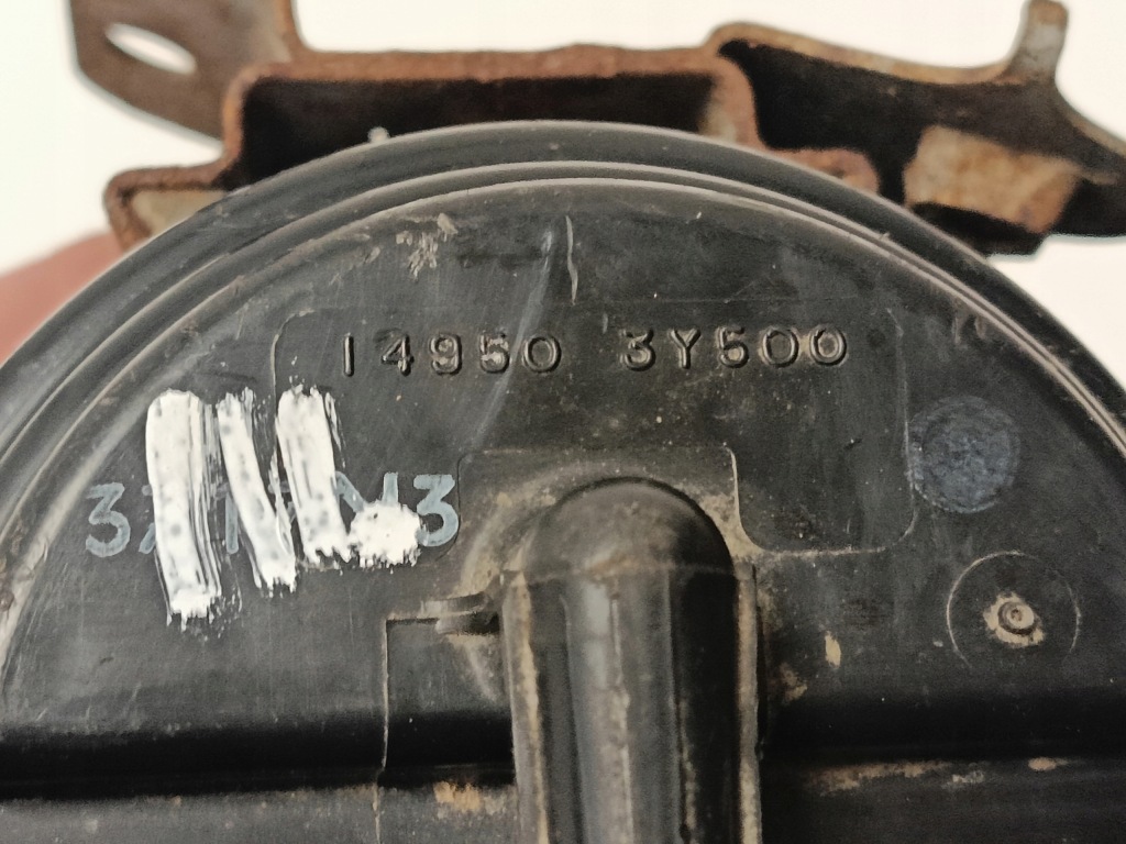 Фільтр вугільний nissan maxima a33 almera n16 350z 149503y500 Недорого