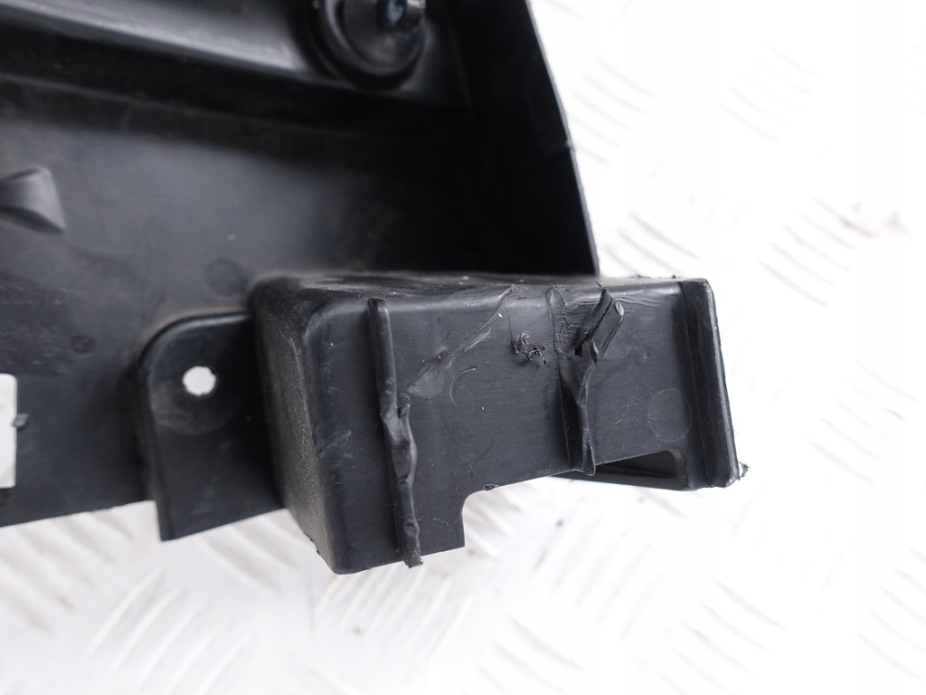 фото №8, Jaguar f-pace 16- направляющая кронштейн бампера p lub l