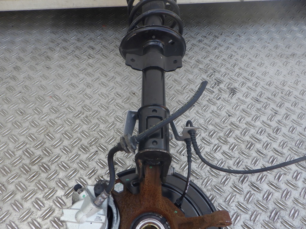 фото №8, Амортизационная стойка поворотный кулак амортизатор правый dacia duster ii