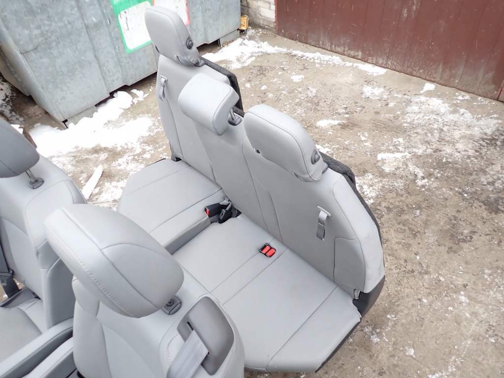 фото №7, Обивка kpl. сиденья заднее сиденье обшивки кожа toyota sienna 2021