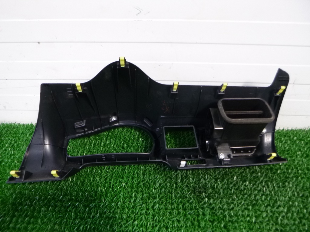 фото №4, Toyota iq 08-16 корпус спидометра приборная панель europa