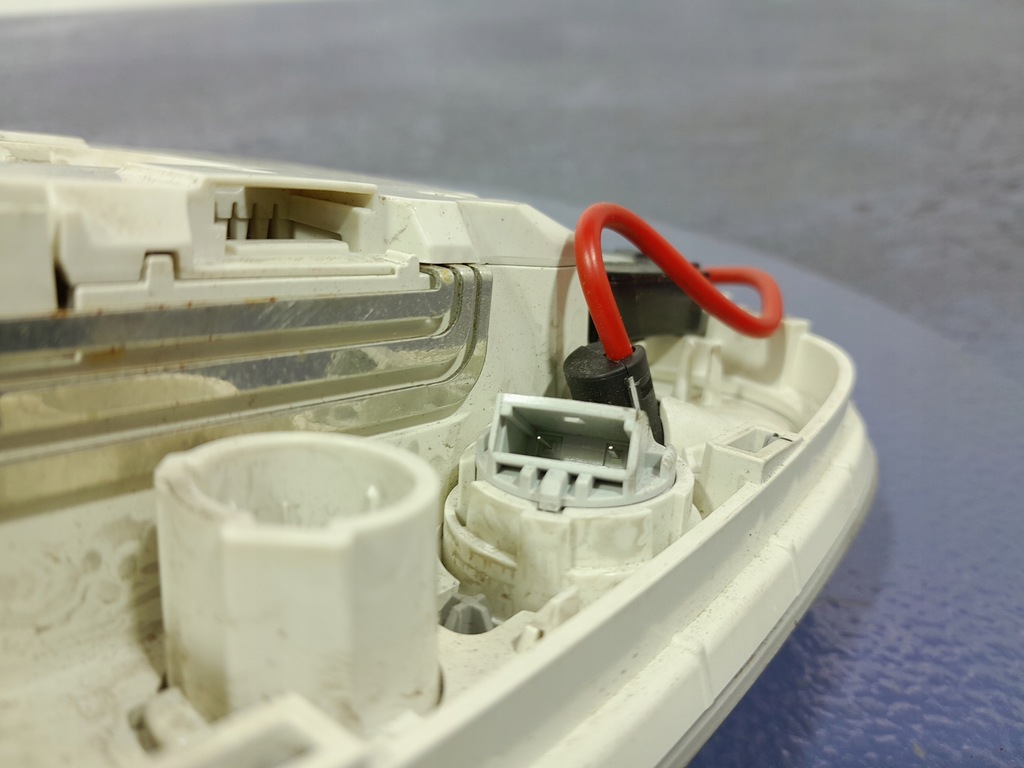 фото №6, Audi q2 лампа стельовий освітлення салону кабіни 81a947135e