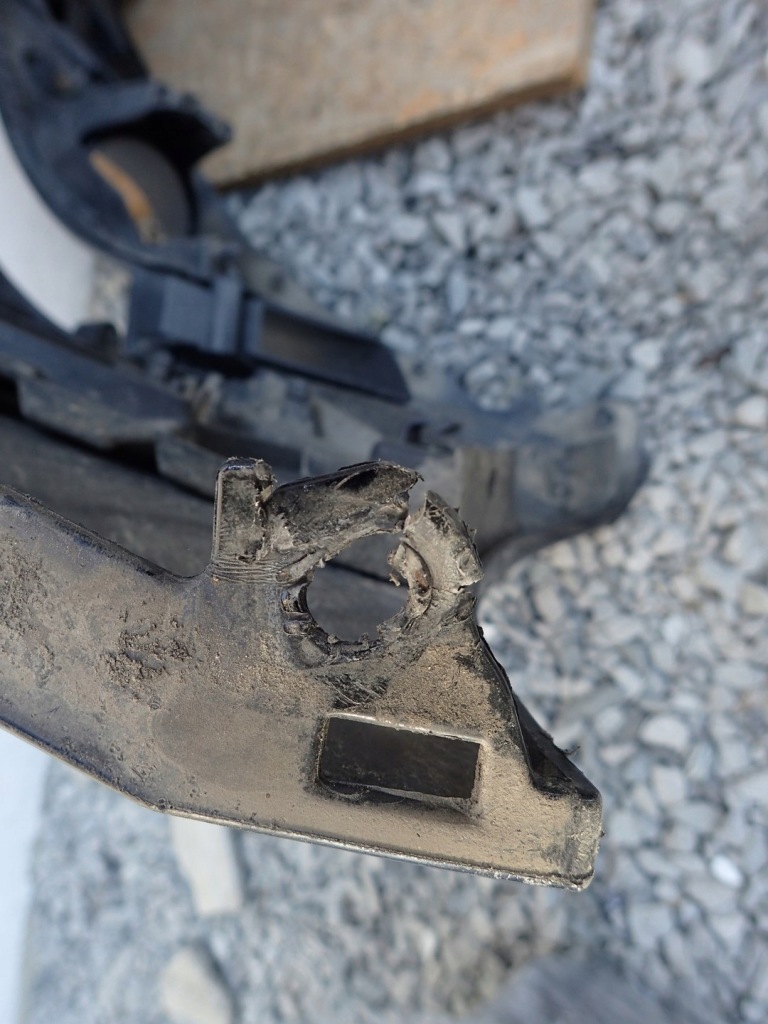 фото №8, Бампер перед передний renault megane 4 iv 2016-