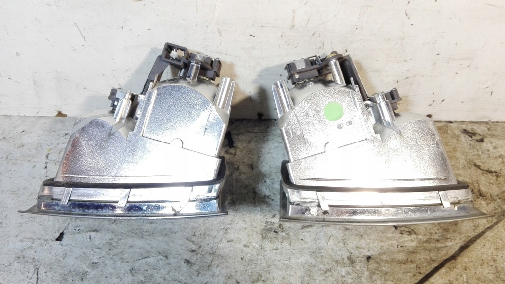 фото №3, Лампа кришки задня lancia thesis права