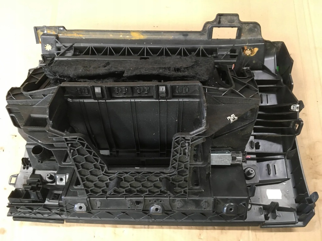 фото №5, Бардачок пассажира skoda karoq lift 2022