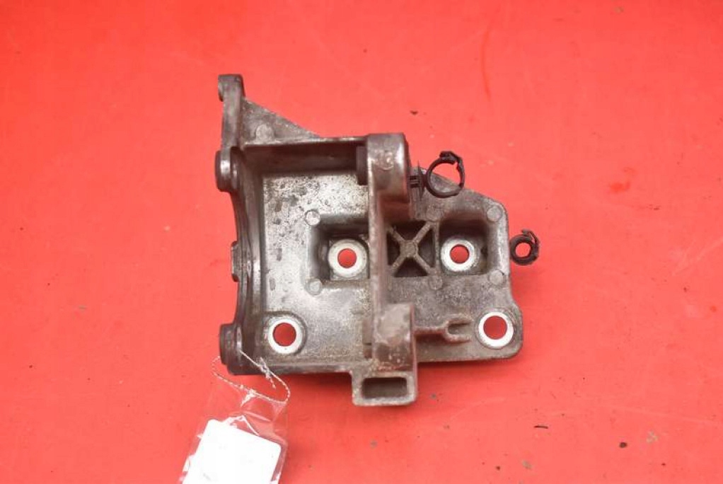 фото №7, Кронштейн насоса підсилювача 07d145879f bentley continental i gt 6.0 w12 560 km