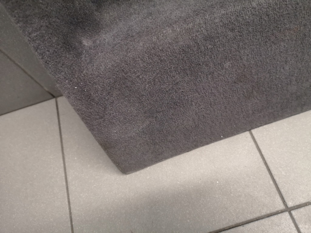 фото №5, Обшивка багажника правий audi a8 d3