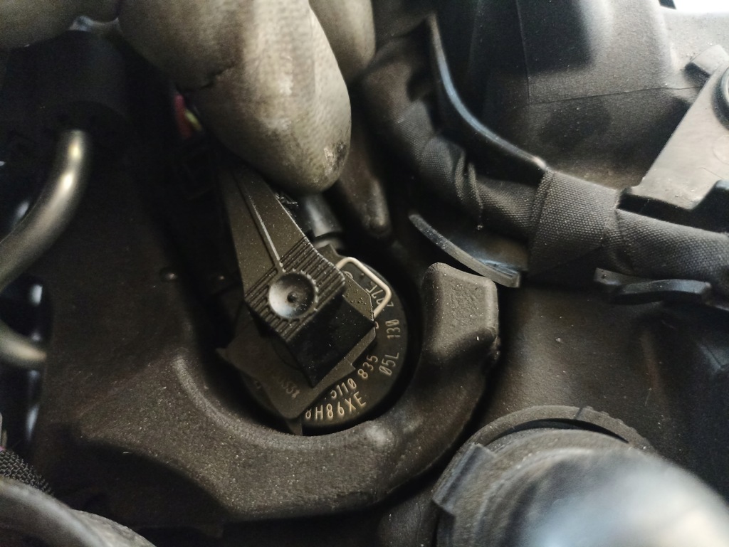 фото №9, Ford tourneo connect mk3 двигатель 2.0 tdci dtr насос форсунки