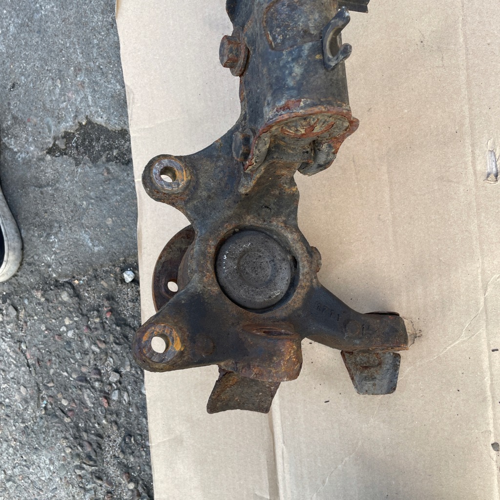 Mercedes w447 v klasa vito поворотний кулак амортизатор ліва ліва перед 4473320401 Ціна