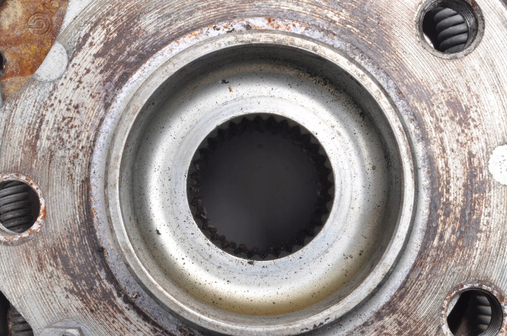 Ferrari california 4.3 поворотный кулак правая  задний 28a34102 238470 Недорого