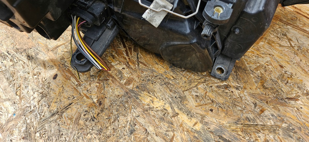 фото №10, Лампа ліва seat ibiza 08-12 6j1941021c