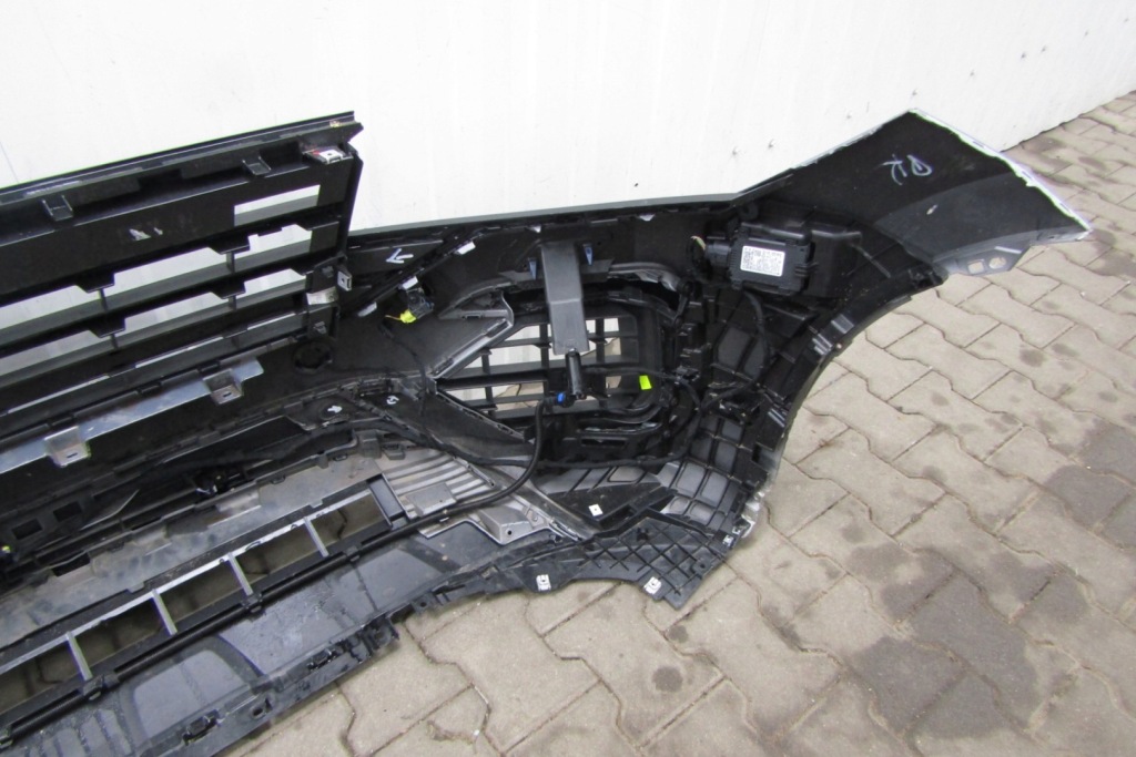 Бампер передок  vw touareg 3 3 760 r-line 18- Оригинал