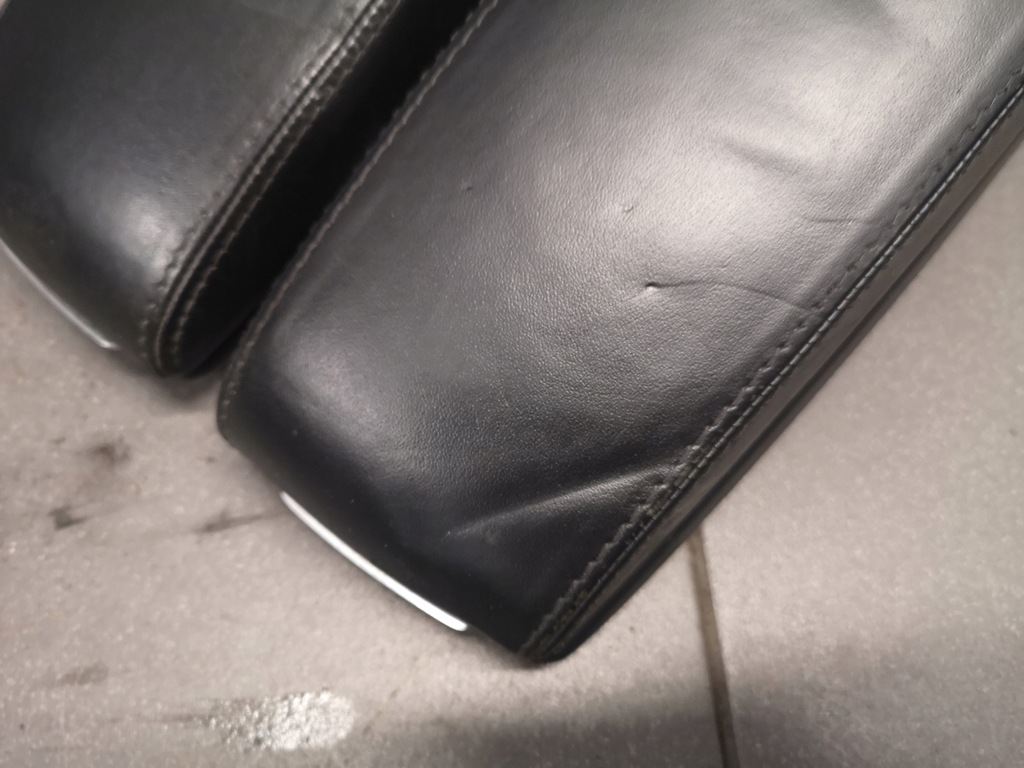 фото №6, Підлокітник середній чорний шкіра audi a8 d3 lift