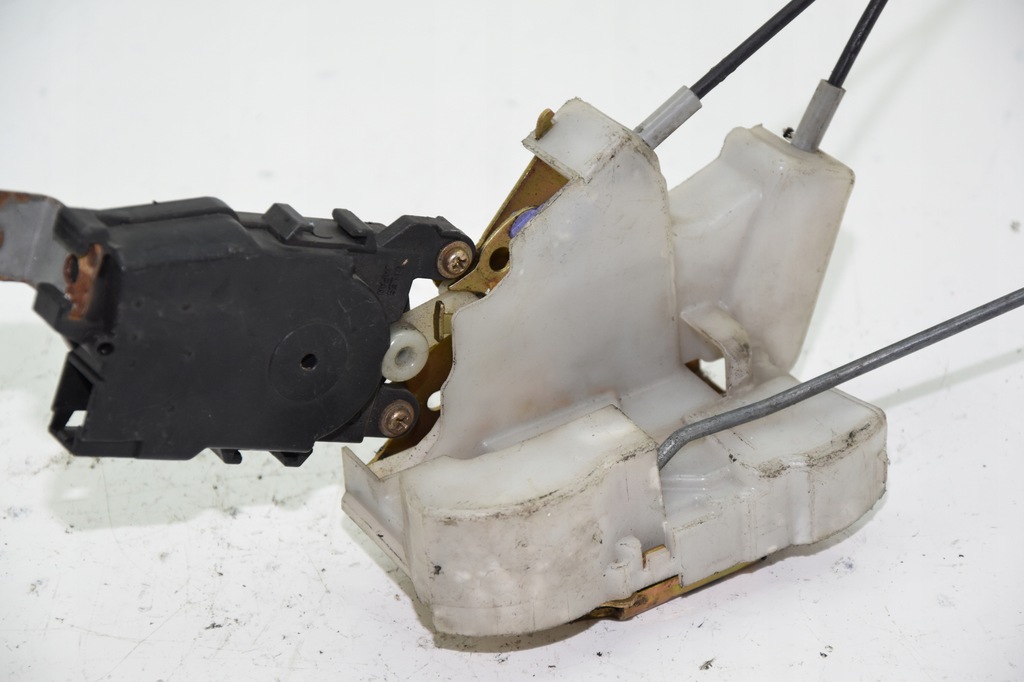 фото №4, Замок дверь левый перед subaru forester передние