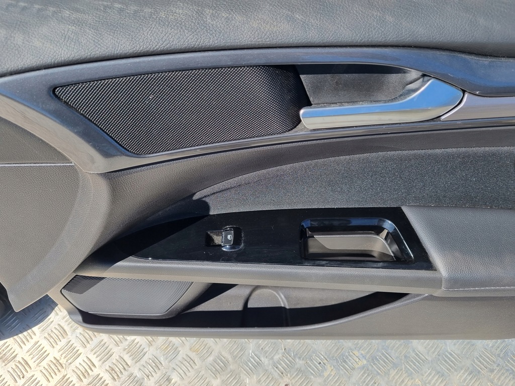 фото №7, Ford mondeo mk5 оббивка двері перед