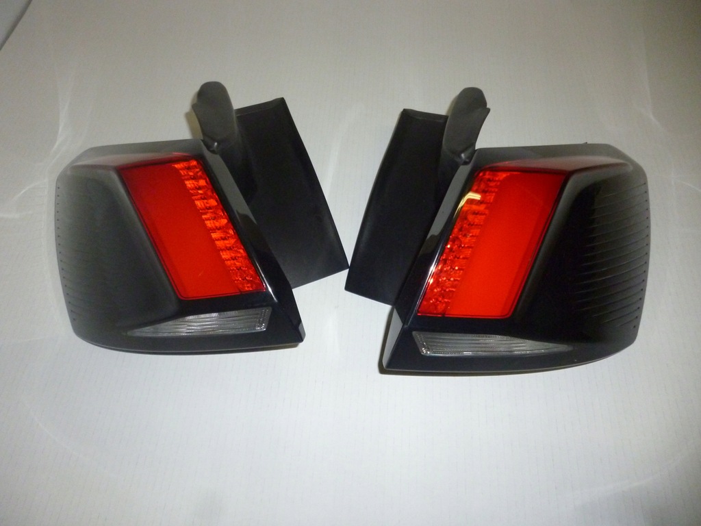 фото №1, Peugeot 3008 ii лампа задня задня rh/lh