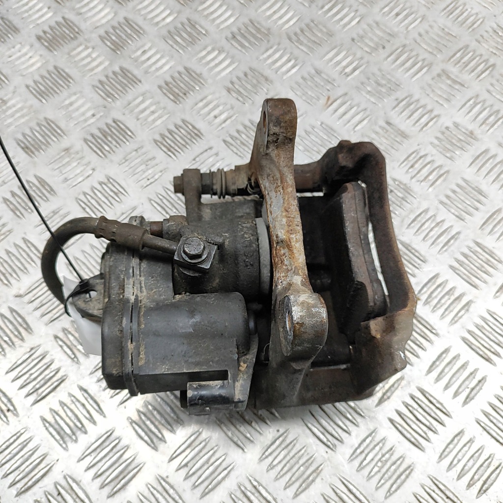 фото №6, Audi e-tron 2019 левая сторона задний суппорт тормозной