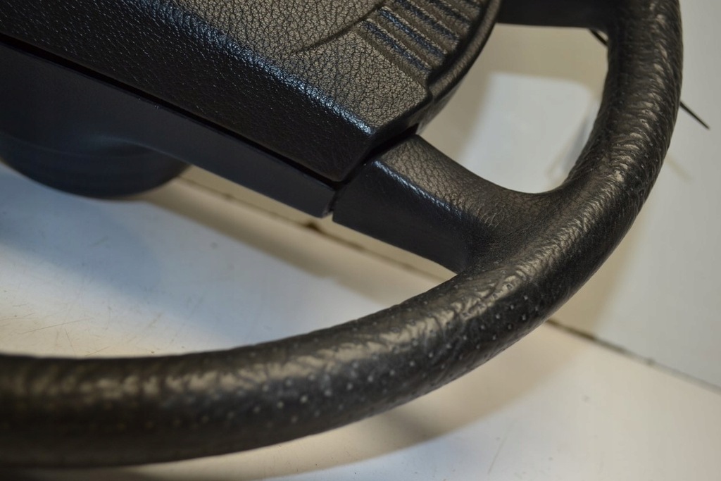 фото №7, Mercedes w116 w115 w123 r107 воздуховод колесо поворот.