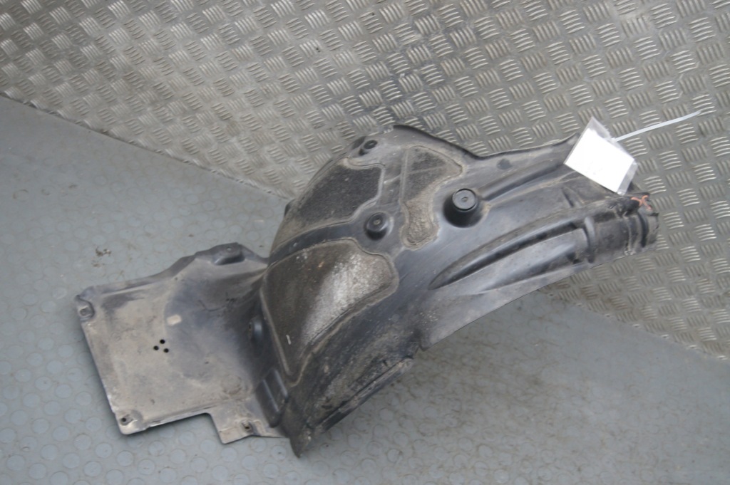 Купити Підкрилок праве перед передні bmw 3 g21