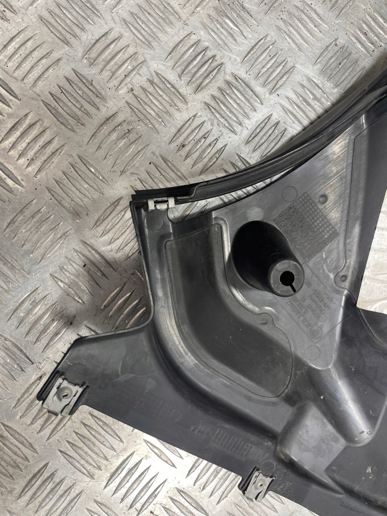 Захист підкрилок лівий перед bmw f20 f21 8052651 7241847 Київ