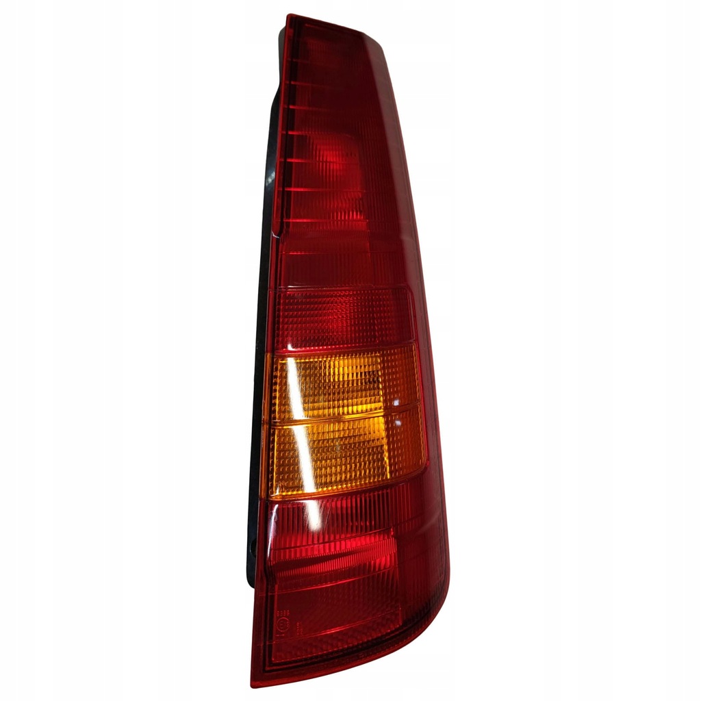 фото №1, Mitsubishi space runner ii лампа права задня