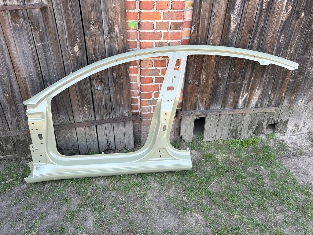 фото №1, Tesla iii 3 model поріг лівий обшивка поріг блок двигуна лівий ліва сторона a b