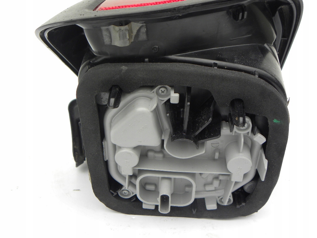 фото №3, Jeep renegade 14 rok задняя лампа левая